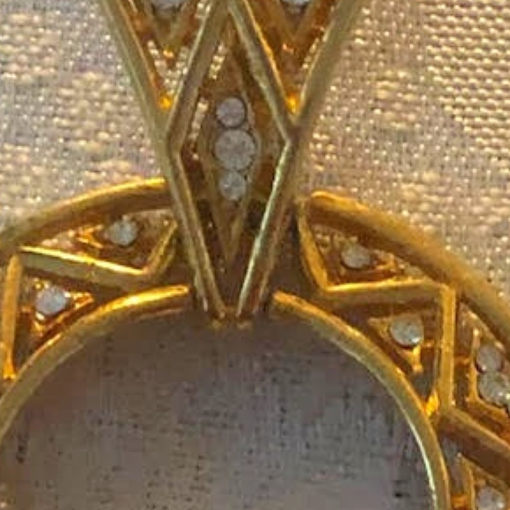 Large Round Vintage Golden Earrings with rhinestones sparkling geometric design - Picture 3 of 5
